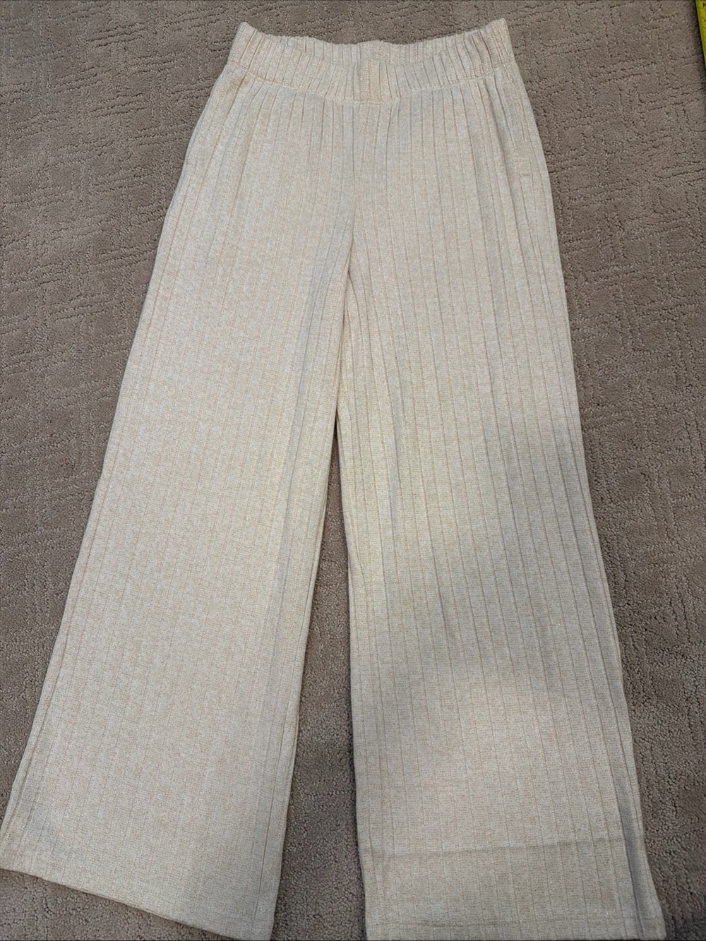 GAP Wide-Leg Ribbed Knit Pants in Cream